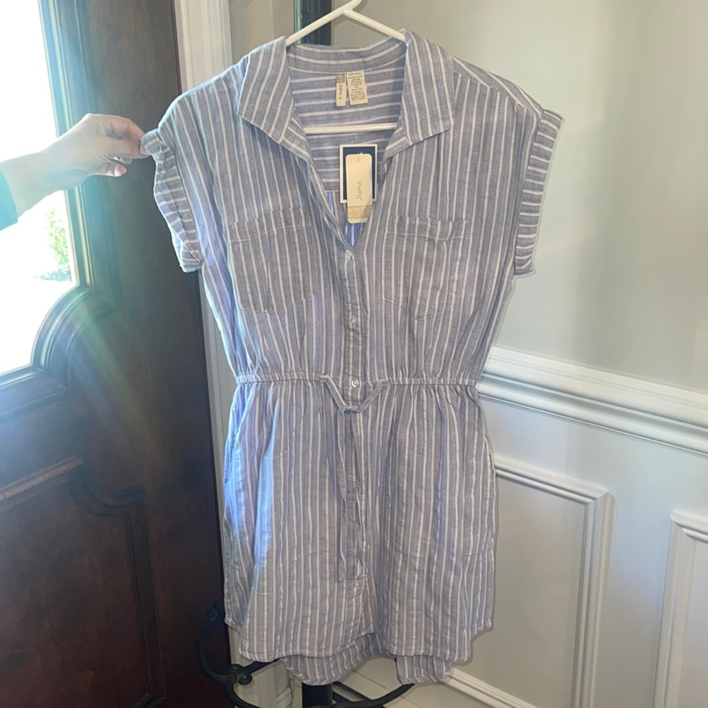 Japna size medium t shirt button down dress with tie at waste, new with tags
